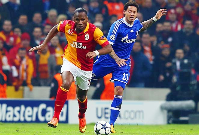 Schalke Desak UEFA Usut Drogba Perkuat Galatasaray